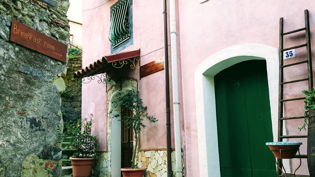 Albergo Diffuso Borgo Santa Caterina "Vintage" 카스티글리오네디시칠리아 외부 사진
